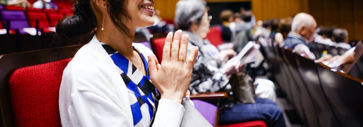 司会のイメージ写真