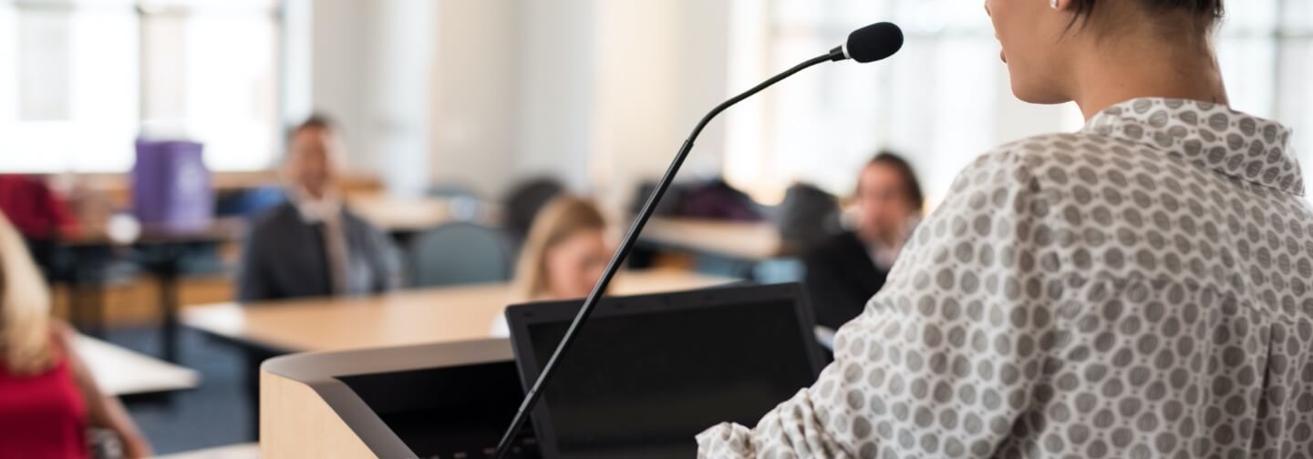 講演会のイメージ写真